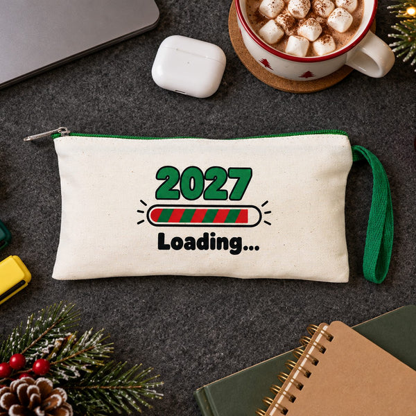 Federmäppchen Weihnachten – 9 Motive für Weihnachten & Neujahr 2027, Stoff-Federmäppchen mit farbigem Reißverschluss 21 × 10 cm – Baumwollgabardine - Pamusan.de