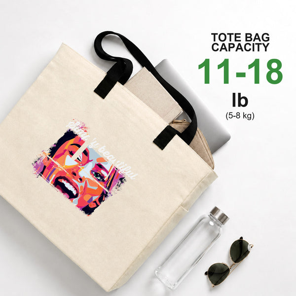 Bedruckte Baumwolltasche mit 5-8 kg Tragkraft, beladen mit Laptop, Trinkflasche und Sonnenbrille