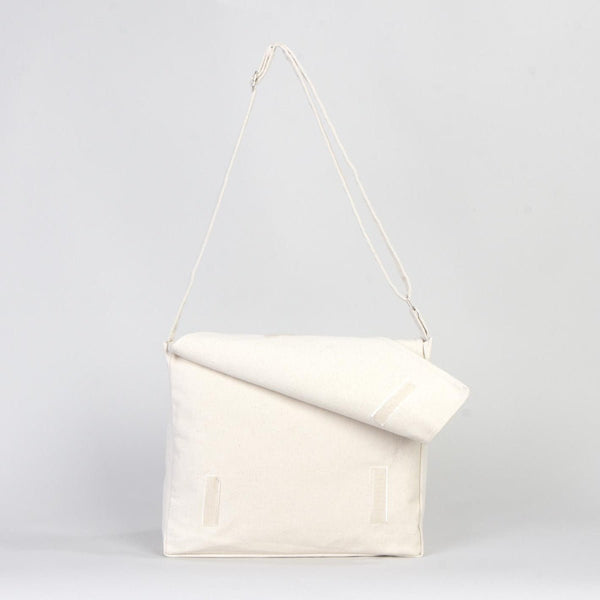Custom Adjustable Cotton Canvas Messenger Bag – 14" x 11" x 3" - 6 oz - Pamusan.com